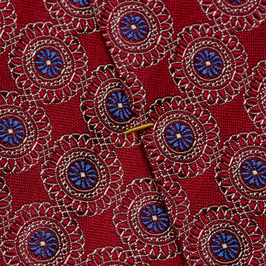 A0003251957 - Red Floral Tie